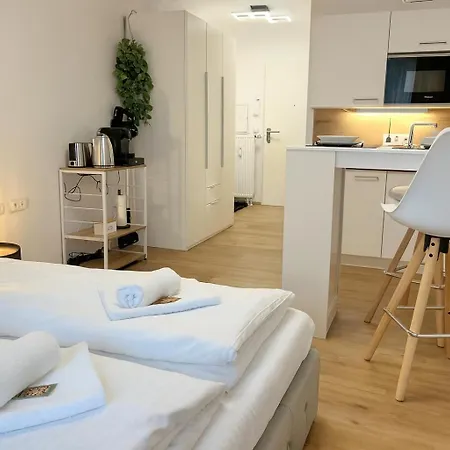 8 Modern Und Gemütlich, Ggü Uni-passau, Tg-stellplatz Und Balkon *